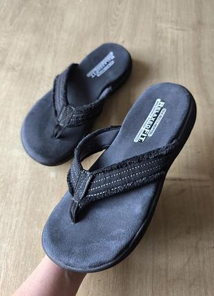 Стильні чоловічі шльопанці в'єтнамки skechers, р.40