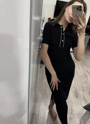 Чорна довга сукня