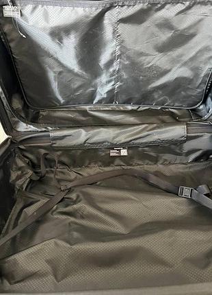 Чорна валіза samsonite l 8