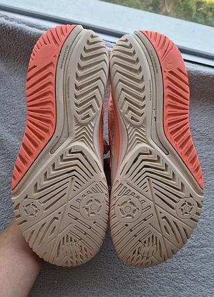 Кроссовки 39р. asics 8