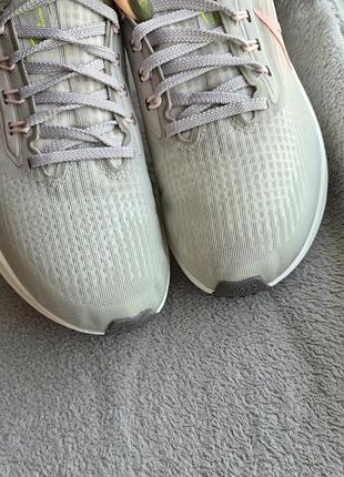 Кроссовки 40р. nike 3