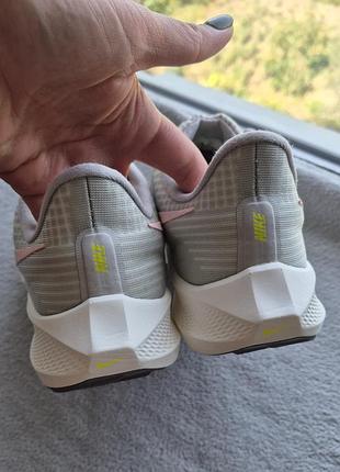 Кроссовки 40р. nike 5
