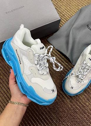 Кросівки balenciaga triple s clear sole 3