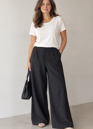 Zara актуальные и стильные брюки широкие прямые