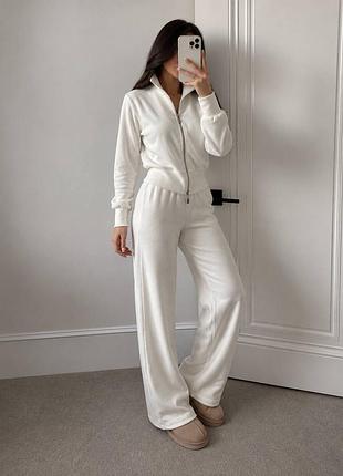 Костюм athleisure
