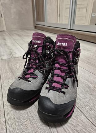 Жіночі трекінгові черевики sherpa hydroguard,38 розмір