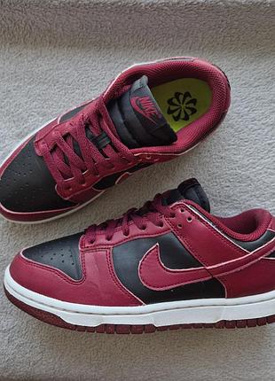Кроссовки 38р. nike