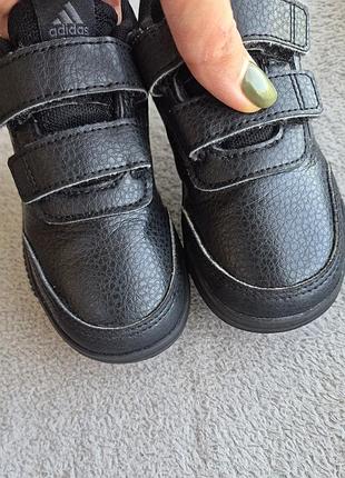 Кросівки 25р. adidas 4