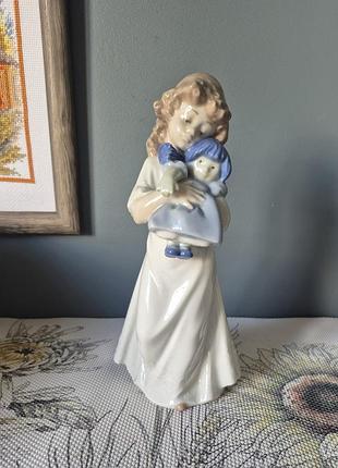 Порцелянова статуетка nao by lladro we're sleepy