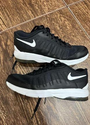 Кросівки nike оригінал р-32/32,5
