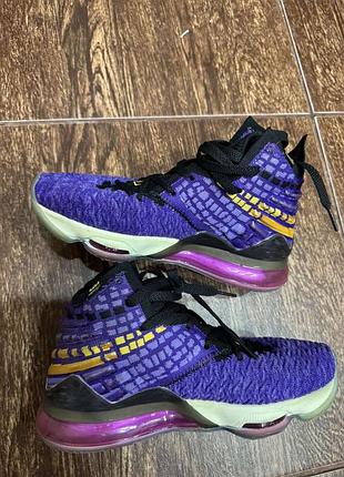 Кросівки nike р-37/38 2