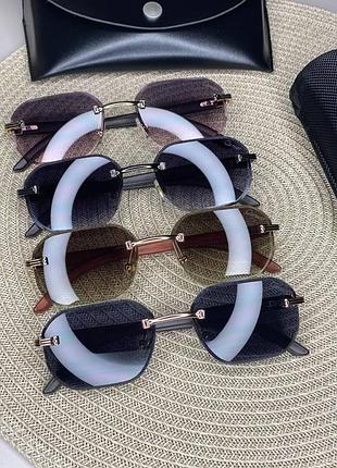 Женские солнцезащитные очки cartier прямоугольные безободковые унисекс с металлическими деталями очки картье унисекс