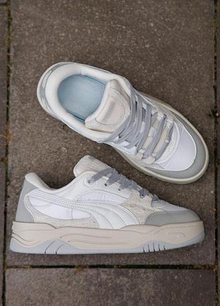 180 grey white 7