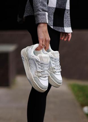 180 grey white 3
