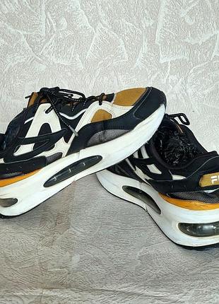 Крассовки (fila explore m) размер 43-44 3