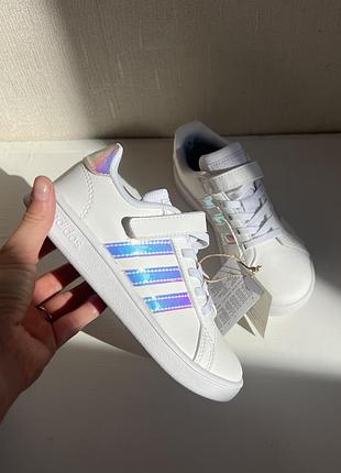 Дитячі кросівки adidas grand court білі нові