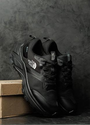 The north face vectiv gore-tex black 5