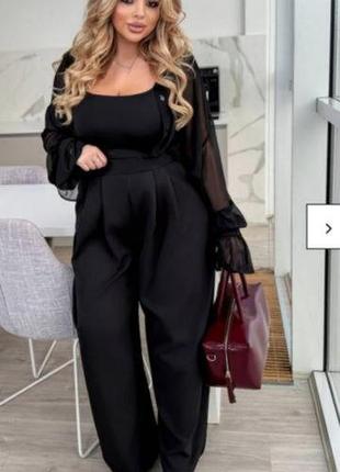 Стильные женские черные брюки бренда new look прямого кроя, со складками (защипами) в передней части пояса.