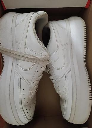 Кросівки білі nike w court vision