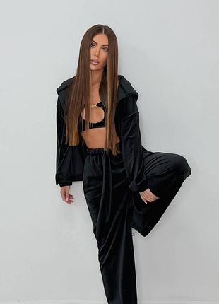 Женский велюровый костюм тройка s m l с топом широкие брюки и кофта с капюшоном оверсайз 42-44 44-46 велюр плюш черный, 44/46