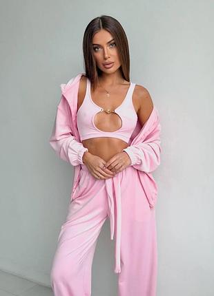 Женский велюровый костюм тройка s m l с топом широкие брюки и кофта с капюшоном оверсайз 42-44 44-46 велюр плюш розовый, 42/44