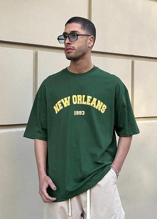 Стильна оверсайз футболка “new orleans” у зеленому кольорі 🔝