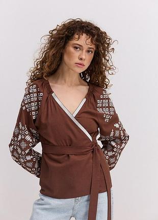 Вышиванка женская на запах коричневая белая отделка modna kazka mkar46768-4