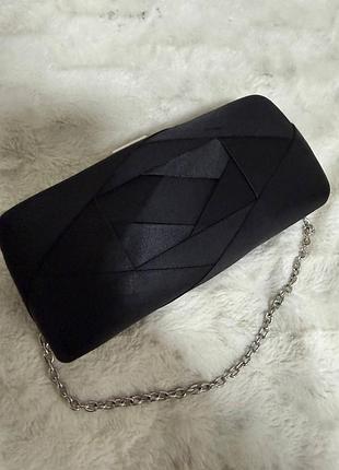 Люксовий вечірній атласний клатч coccinelle made in italy ✨