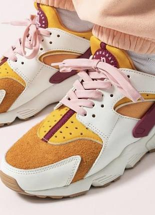 Кросівки жіночі nike wmns air huarache (арт. do6720-100)