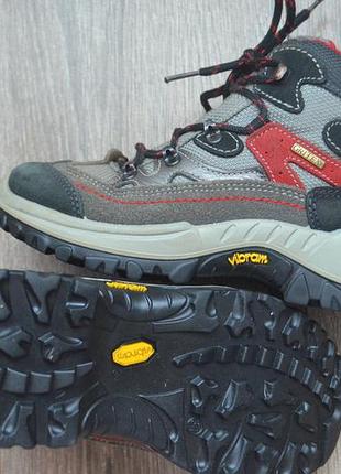 Трекінгові черевики northland vibram / 34 розмір