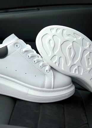 Шикарні жіночі кеди кросівки на високій підошві alexander mcqueen white білий+чорний, 40