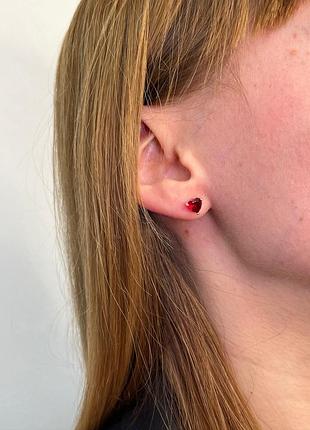 Красные серьги красное сердце 8