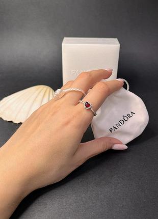 Кольцо красное сердце пандора 4