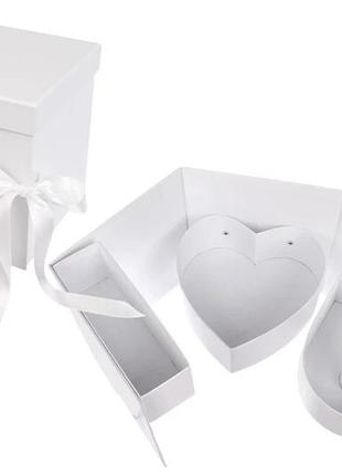 Подарочная коробка раскладная "i♡u" белая 18.4x18.4x19.3cm на завязках