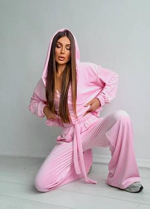 Женский велюровый костюм тройка s m l с топом широкие брюки и кофта с капюшоном оверсайз 42-44 44-46 велюр плюш розовый, 44/46