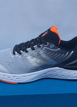 Кросівки чоловічі світло-сірі new balance 880 45