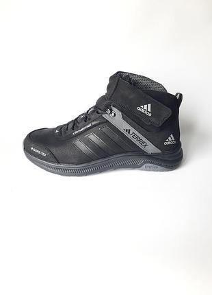 Кроссовки мужские кожаные на меху высокие adidas terrex . 43
