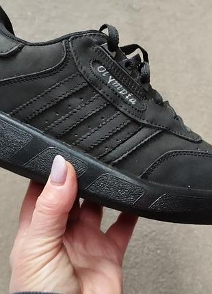 Кросівки чоловічі adidas olympia чорні.шкіряні адідас кросівки для чоловіків кросівки для активного відпочинку. 41розмір