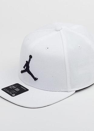 Кепка jordan pro jumpman snapback (арт. ar2118-101)