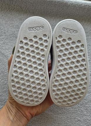 Кроссовки 22р. adidas 8