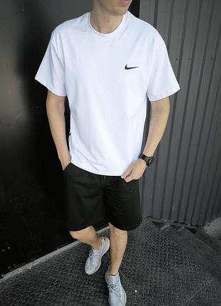 Мужская футболка nike белая оверсайз