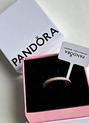Кільце срібне з паве пандора pandora