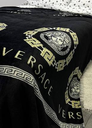 Плед велсофт полуторный 145х220 versace чорний 3