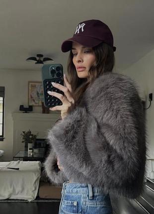 Шуба тепла zara 2