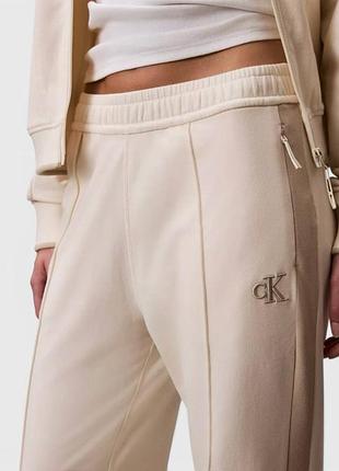 Костюм женский calvin klein 2