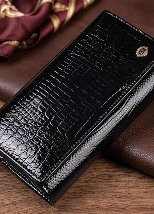 Лаковий жіночий гаманець з візитницею st leather 19403 чорний