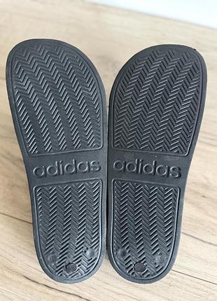 Шльопанці adidas оригінал 7