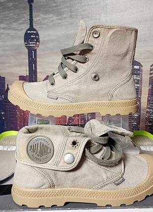 Жіночі високі кеди / черевики palladium baggy (оригінал)
артикул: 93314092 / j14/105, розмір 36, довжина устілки 23 см