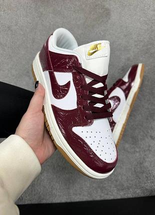Кроссовки nike sb dunk burgundy croc 39