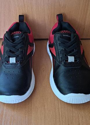 Кроссовки оригинальные reebok p22,5 3